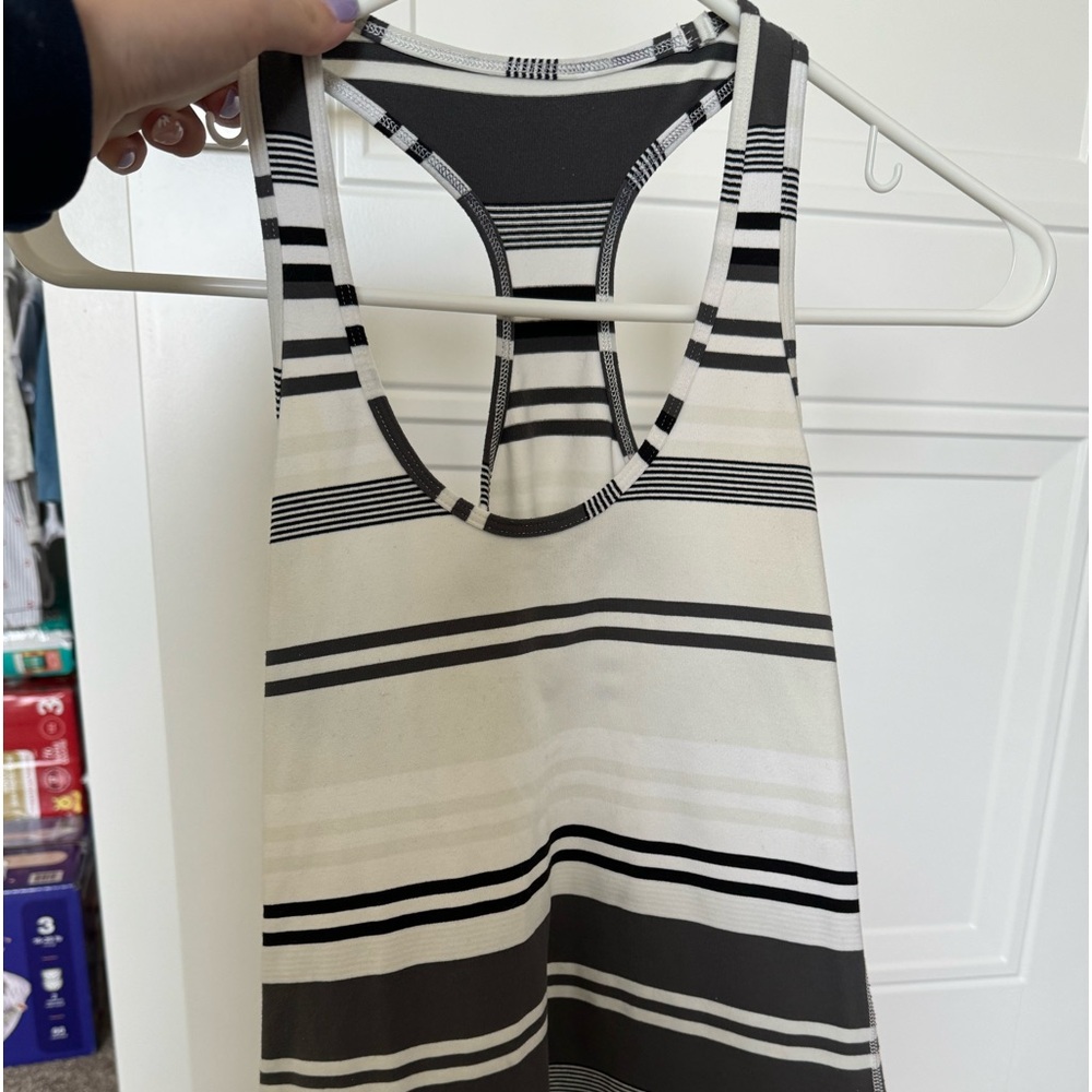 Black and white lululemon tank top